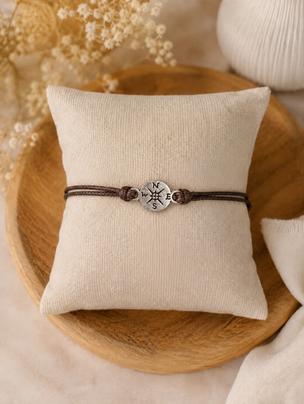 MAW XO Compass Rose Bracelet – Wanderlust Inspired Adjustable Cord Jewelry